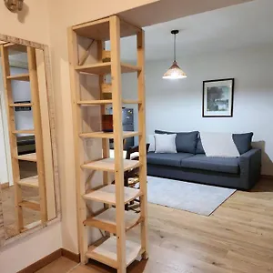 https://vintage-flavor-apartment-home.hotels-in-tirana.com